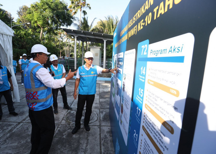 Dirut PLN Tinjau Posko Utama Kelistrikan KTT World Water Forum, Pastikan Kelistrikan Bali Aman