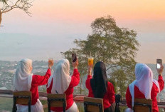 Kedai Syizi Pemancar, Kulineran Sambil Menikmati View City Light dari Atas Gunung Balau 