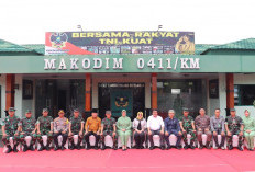 DPRD Lamteng Hadiri  Kunjungan Pangdam II Sriwijaya di Makodim 0411/KM