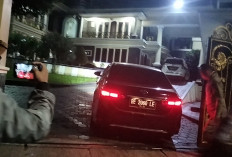 Tim Kejati Lampung Geledah Rumah Eks Kada 