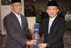 Gubernur Rahmat Mirzani Djausal Lantik  Marindo Kurniawan  Sebagai Sekda Provinsi Lampung