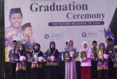 Graduation Ceremony Assahil Elementary School: Masa Depan Milikmu