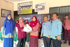 SMP Al Kautsar Bagikan 290 Paket Sembako