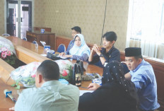 RDP Dengan Dinas Bina Marga, Anggota Komisi III DPRD Lamteng Usulkan Perbaikan Jalan Rusak di Seputihraman 