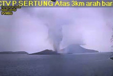 Gunung Anak Krakatau Erupsi Tiga Kali