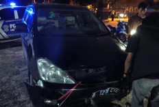  Salip Truk, Mobil Innova Tabrak  Pengendara Motor hingga Tewas