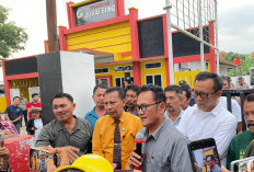 Tim Paslon 02 Geruduk KPU Metro