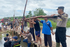 Bangun Jembatan Bersama Warga, Polsek Denteteladas Tulang Bawang Sebut untuk Hindari Pungli