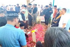 Ketua PWNU Lampung hingga Eks Menpora Hadiri Pemakaman K.H. Arief Mahya