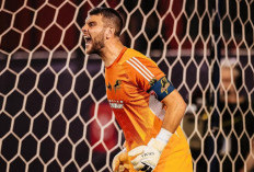 Maarten Paes Bantah Bergabung ke Persib Bandung