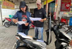 Motor Misterius Tanpa Pemilik Tergeletak di Pinggir Jalan Pringsewu 