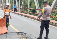 Jembatan Baru Dibangun di Lampung Utara Ambrol