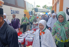 Jemaah Haji Lampung Kembali Harap Jadi Teladan Masyarakat