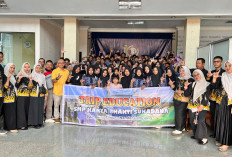  SMP Karya Bhakti Kunjungi Graha Pena Lampung