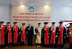 Erman Syarif Raih Gelar Doktor Ilmu Hukum Ke-36 Unila, Tawarkan Model Pengawasan Perda Berbasis ROCCIPI