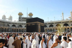 DPR Sahkan UU Haji dan Umrah