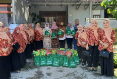 Peduli Korban Banjir, DWP Kemenag Lampung Salurkan Paket Sembako