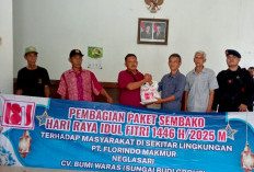  PT Florindo Makmur Bagikan 225 Paket Sembako ke Masyarakat