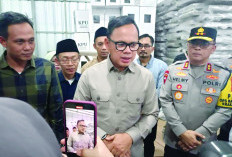 Kemendagri Larang Cakada Janjikan Pengangkatan Honorer 