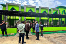 Pj Bupati Lampung Utara Aswarodi Inspeksi Progres Renovasi Gedung Islamic Center Kotabumi