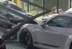 Tabrak  Porsche di Showroom, Pengemudi Xpander Jadi Tersangka 