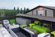  Truk Impor asal Tiongkok Banjiri RI 