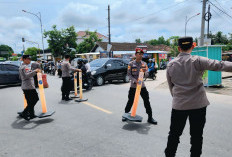 Arus Balik Mulai Padat, Pospam Simpang Wates Polres Lampung Tengah Pasang Water Barrier Juga Tolo-tolo