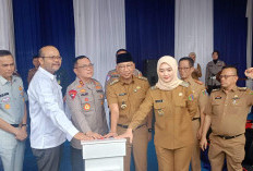 Tingkatkan Pelayanan, Mirza-Jihan Resmikan Samsat Digital Drive Thru
