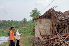  Puluhan Rumah Diterjang Puting Beliung, 3 Rusak Parah