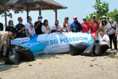 Ajak Vlogger dan Jurnalis, TDM Honda Gelar Aksi Bersih Pantai Argo Legian Lampung Selatan 