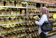 Masyarakat Semakin Hemat Belanja, Pemerintah Wajib Dongkrak Daya Beli