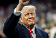 Donald Trump Diduga Derita Insufisiensi Vena Kronis, Ini Penjelasan Medisnya