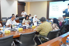 Wali Kota Eva Dwiana Audiensi dengan Wamen PU Bahas Banjir Infrastruktur