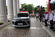 Pemkot Bandarlampung Hibahkan 10 Mobil ke FKUB, Ini Pesan Wali Kota!