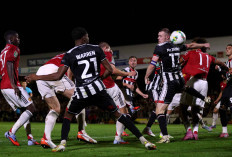 Di Carabao Cup, MU Disingkirkan oleh Klub Kasta Keempat 