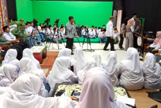 SMK Darul A’mal Kunjungi Industri Media