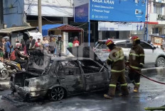 Mobil Hangus Terbakar di Jalan Margonda Raya Depok, Pemilik Baru Saja Membeli