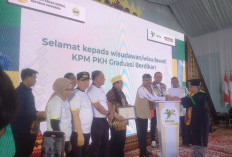 Di Pringsewu, Mensos Saifullah Yusuf Atensi Sebut Data Penerima Bansos Sedang Diperbarui 