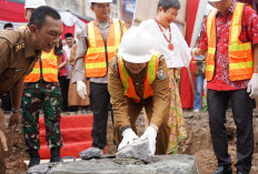 Pembangunan Gapura dan Pagoda Telukbetung Town Dimulai 