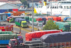 Kebijakan Pelarangan Truk Logistik saat Hari-Hari Besar Keagamaan Kembali Dikritisi