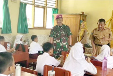 Ribuan Siswa SD dan SMP Dapat MBG dari Brigif 4 Marinir Lampung