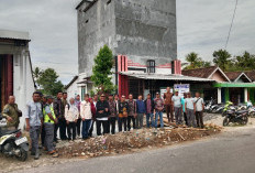 Tim Monev Kecamatan Banjit dan Bumiagung Pantau Realisasi Dana Desa