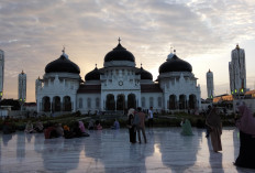 Tujuh Destinasi Wisata Religi Populer di Indonesia dan Dunia, Wajib Masuk Daftar Kunjungan