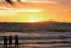 Pantai Sanggar Kalianda yang Berpasir Putih Cocok Jadi Destinasi Liburan Keluarga