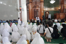 Lepas 1.500 Calon Jamaah Haji Bandar Lampung, Bunda Eva: Jangan Sepelekan Perjalanan Ini!