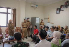 15 Rumah Terdampak Puting Beliung di Kemiling Terima Bantuan dari Wali Kota Bandar Lampung