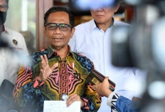 Mahfud M.D.: Dasar Hukum Usulan Pemakzulan Gibran Sangat Kuat, Tapi Harus Penuhi Enam Syarat
