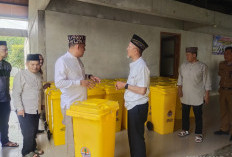 Tubaba Dapat Bantuan 30 Unit Bak Sampah dari KLHK