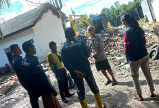 Diprotes Warga Terkait Tumpukan Sampah, DLH Pesisir Barat Baru Bergerak