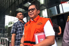Hasto Kristiyanto: Rompi Oranye dan Borgol Lambang Perjuangan Saya
